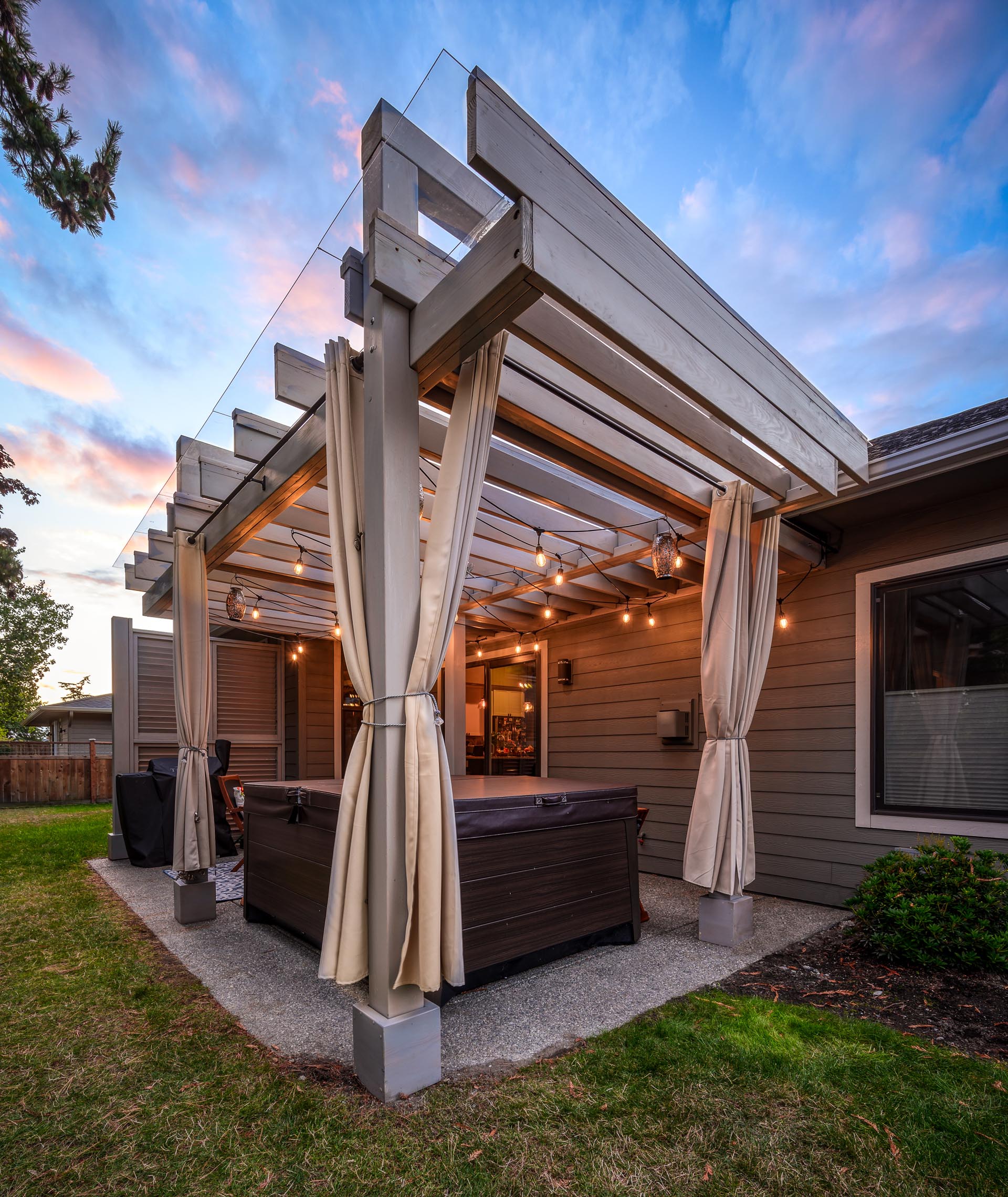 True Bearing Building – Pergola-web Bellingham Custom Pergola view looking up from the right | True Bearing Built